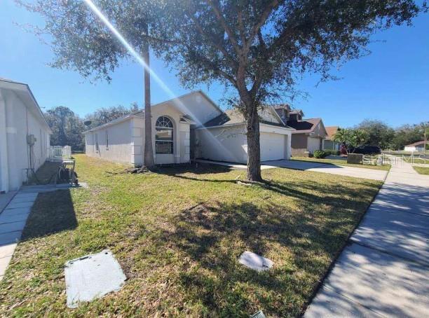 Image 2 of 3 For 25442 Bruford Boulevard