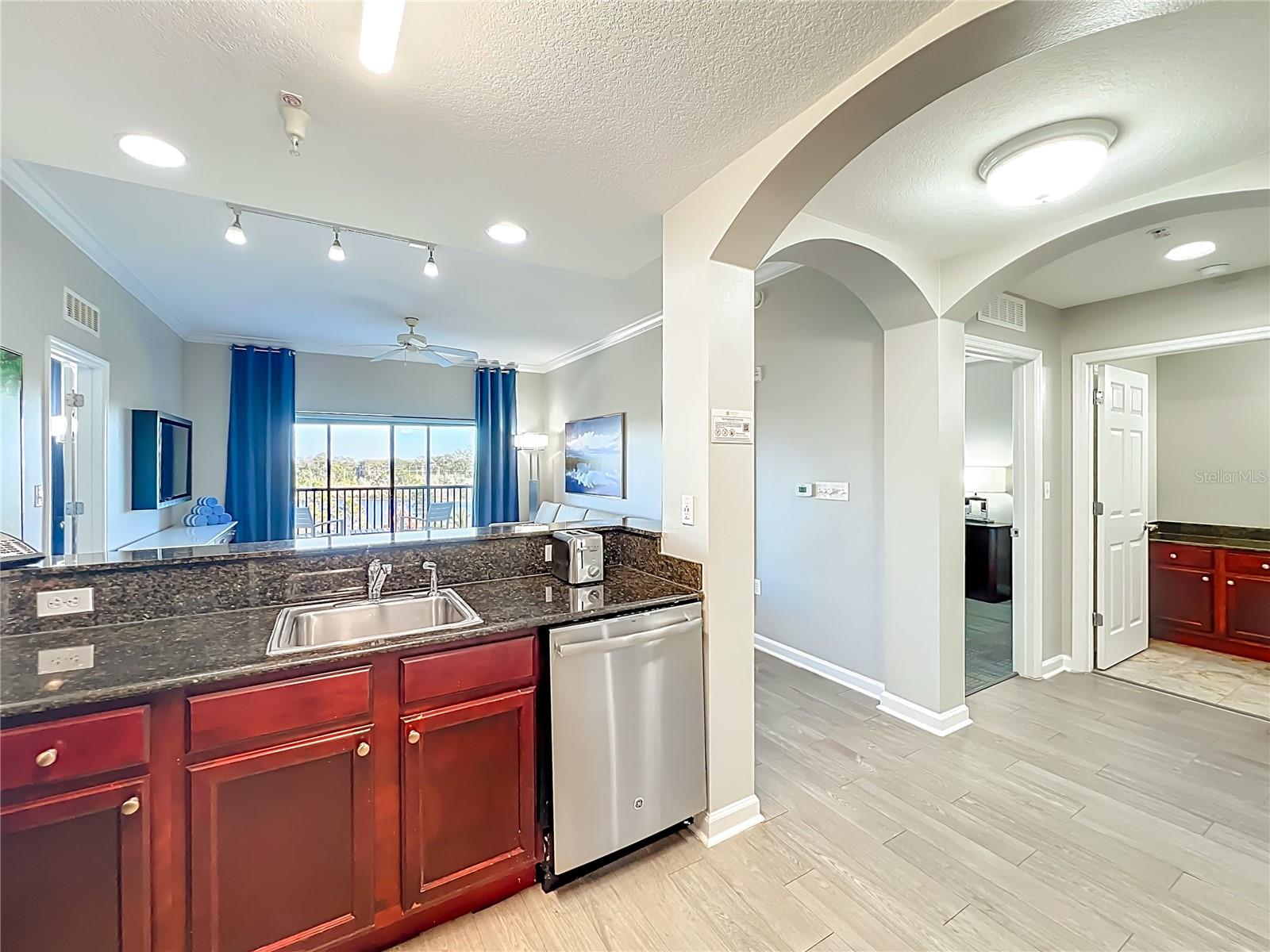 Image 15 of 49 For 14501 Grove Resort Avenue 1518