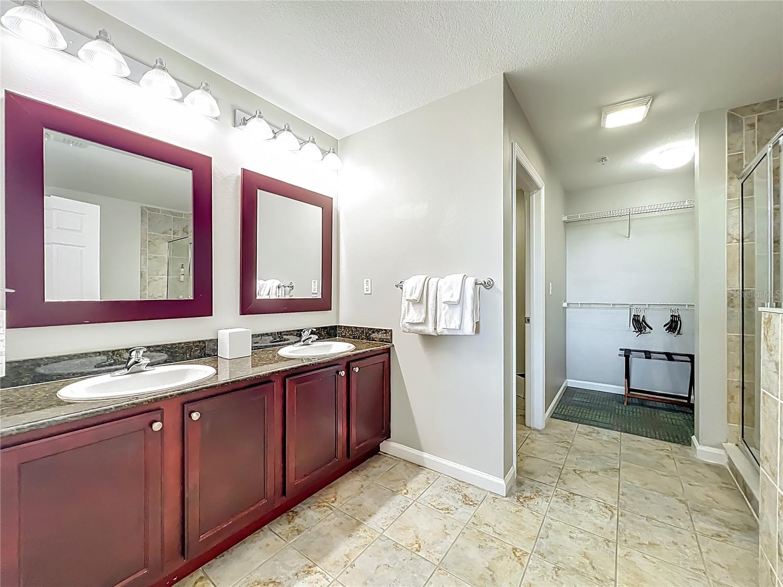 Image 33 of 49 For 14501 Grove Resort Avenue 1518