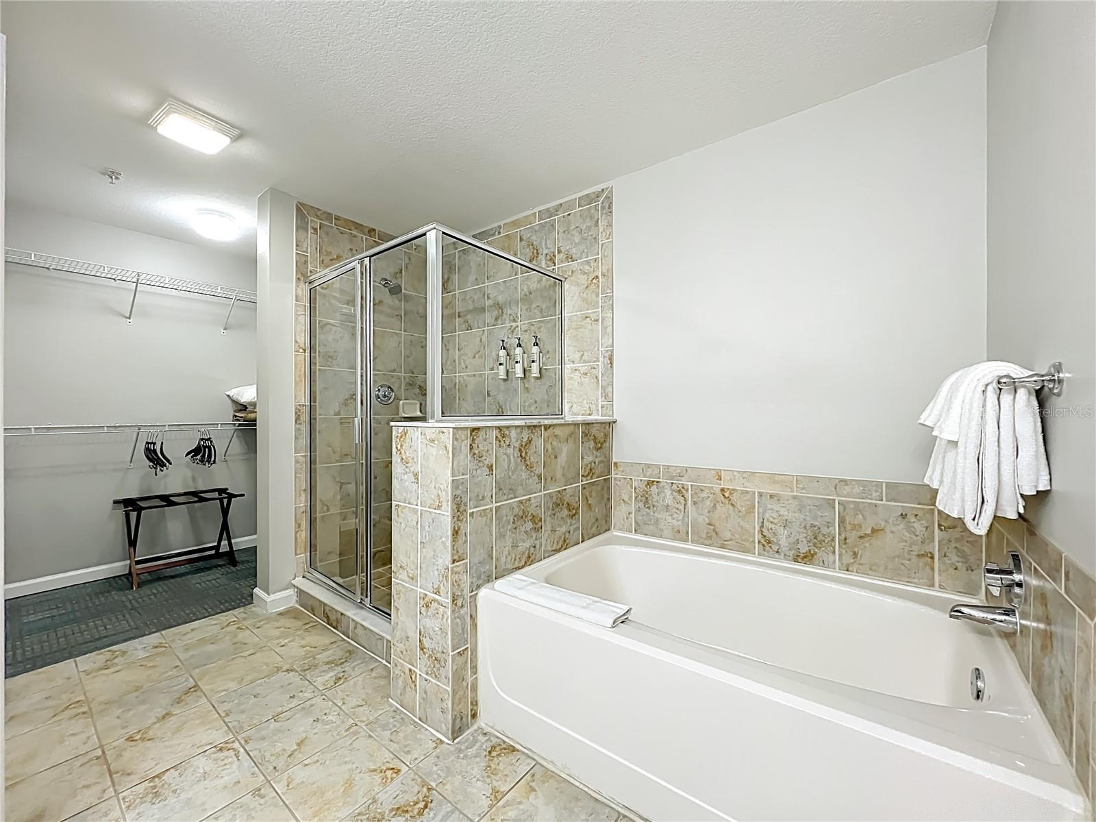 Image 34 of 49 For 14501 Grove Resort Avenue 1518