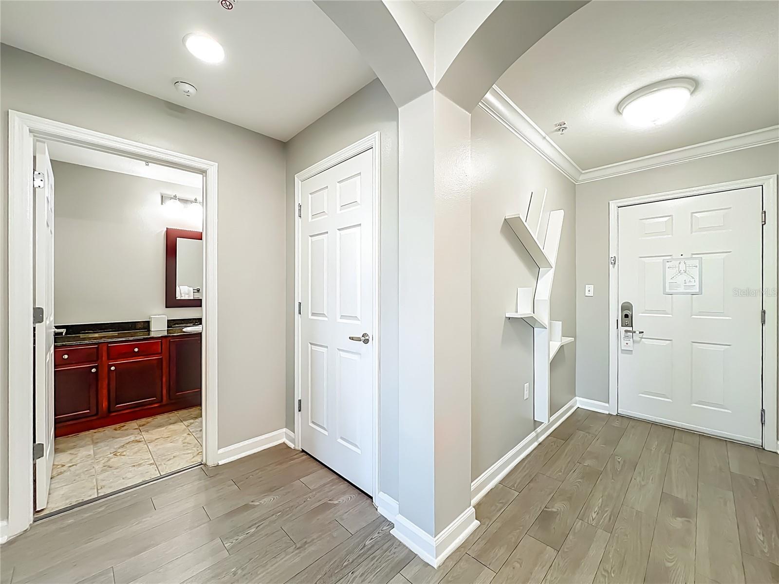 Image 8 of 49 For 14501 Grove Resort Avenue 1518