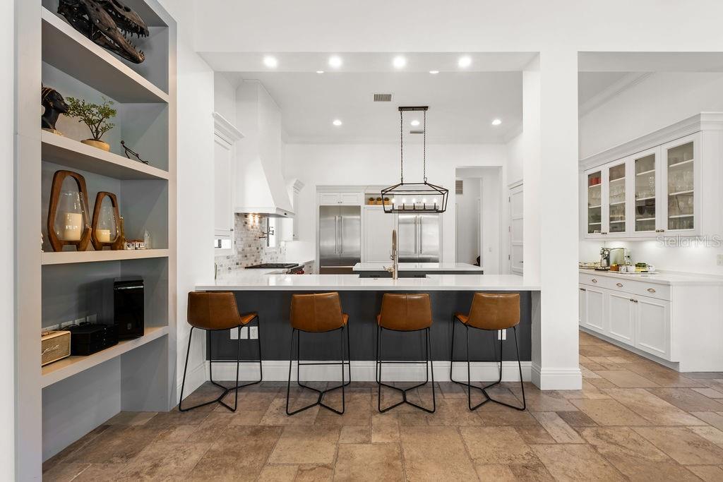 Image 15 of 50 For 9940 Grosvenor Pointe Circle