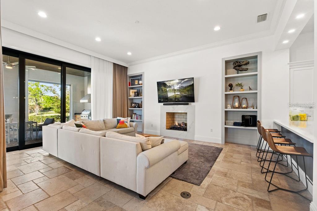 Image 19 of 50 For 9940 Grosvenor Pointe Circle