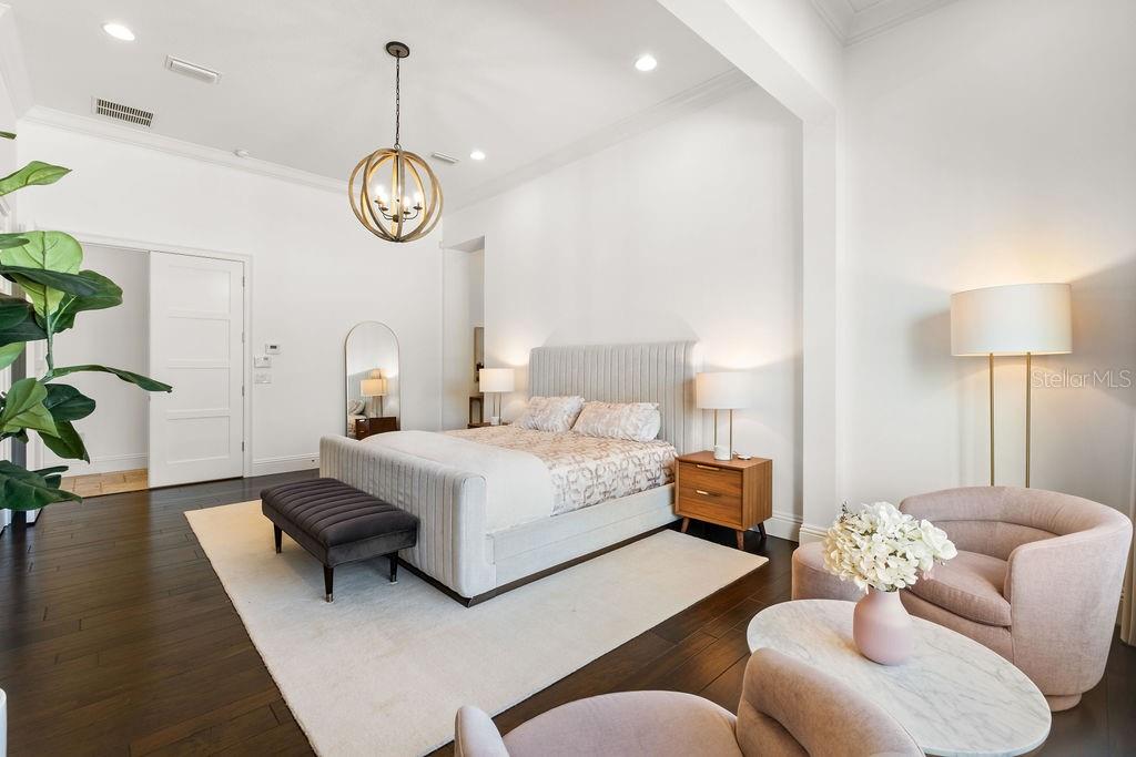 Image 25 of 50 For 9940 Grosvenor Pointe Circle