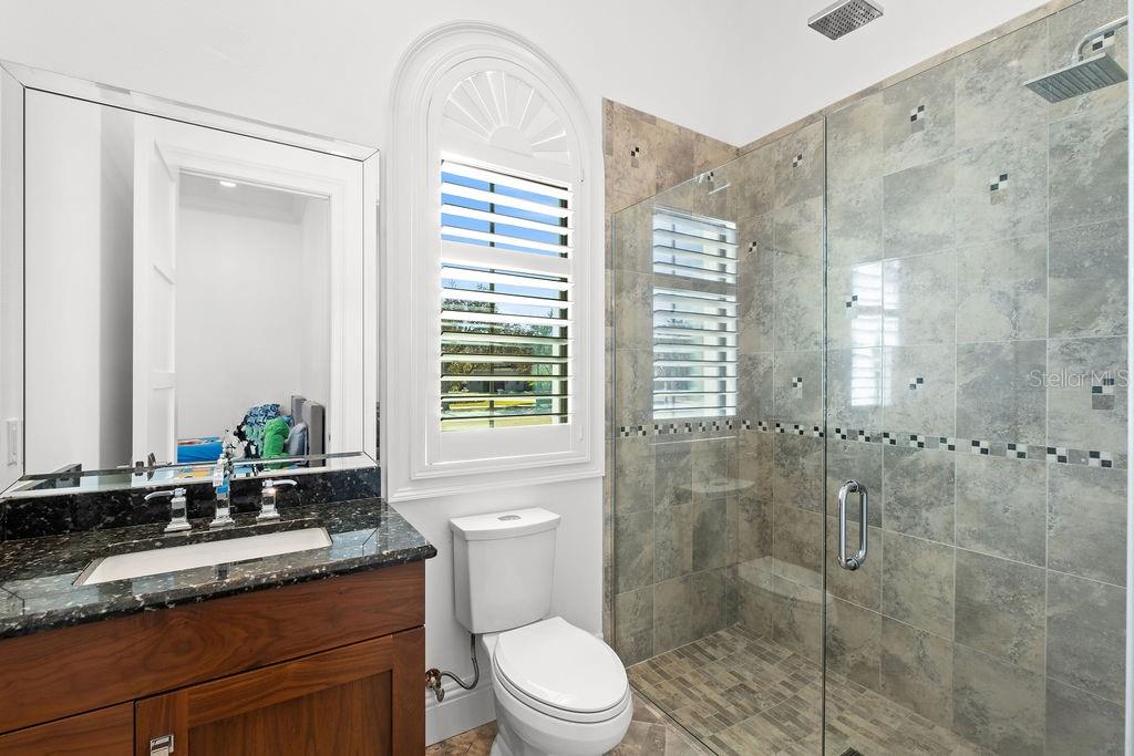 Image 30 of 50 For 9940 Grosvenor Pointe Circle