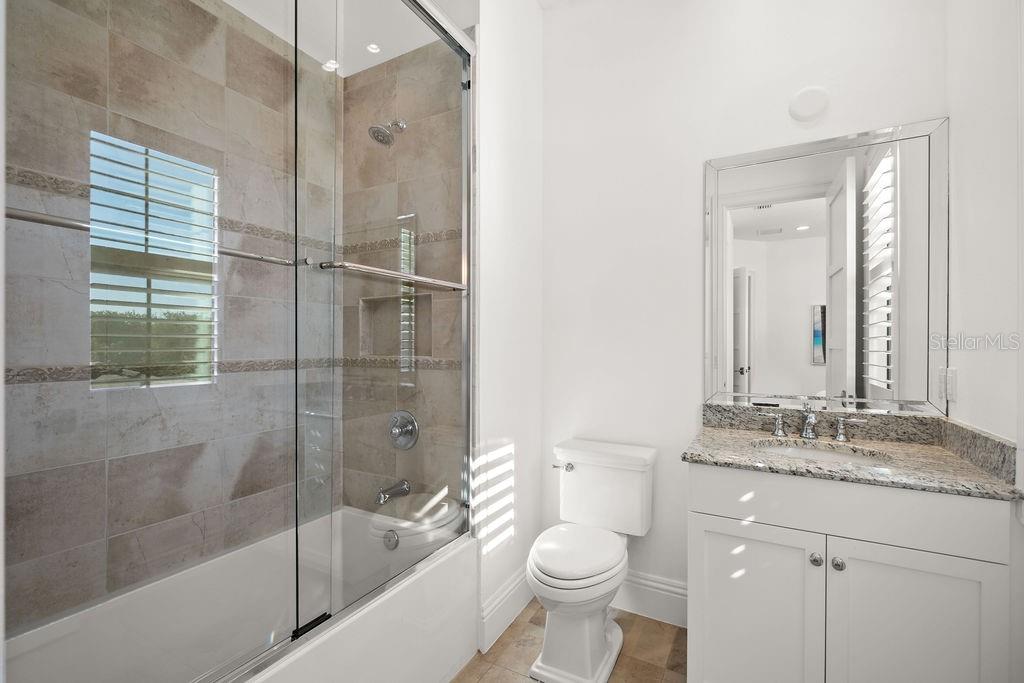 Image 39 of 50 For 9940 Grosvenor Pointe Circle