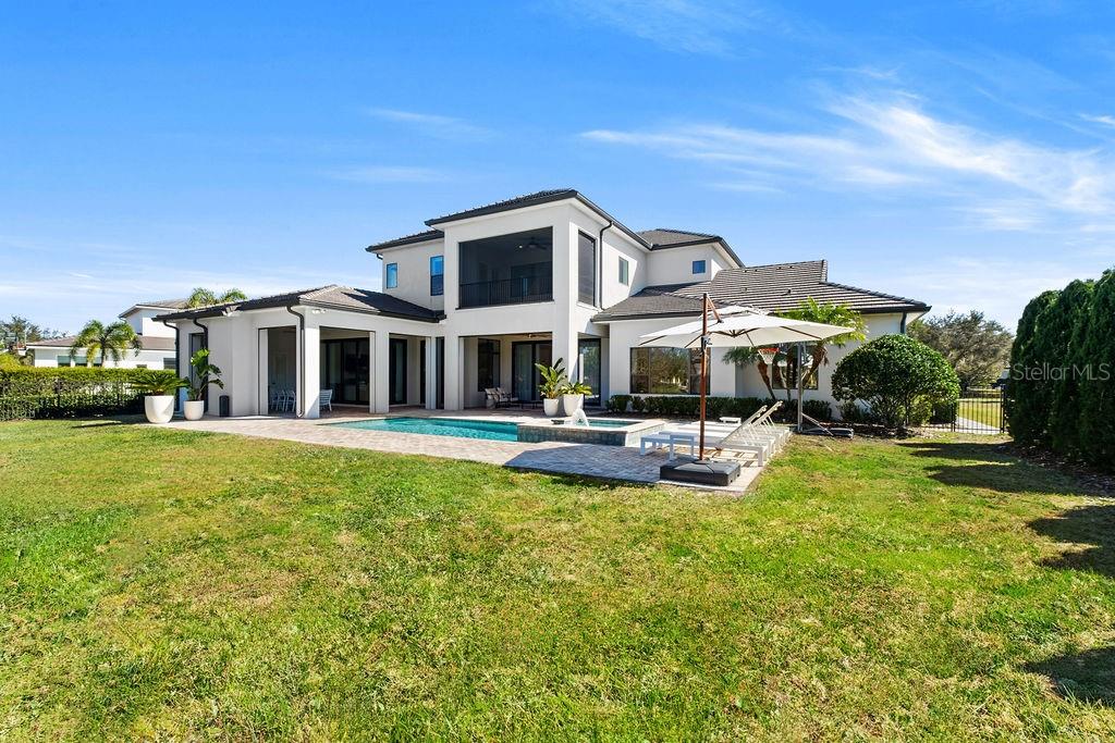 Image 4 of 50 For 9940 Grosvenor Pointe Circle