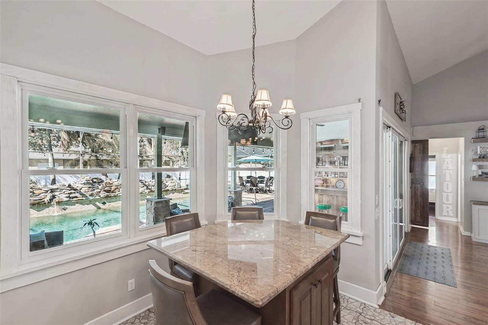 Image 15 of 58 For 726 Lake Claire Circle