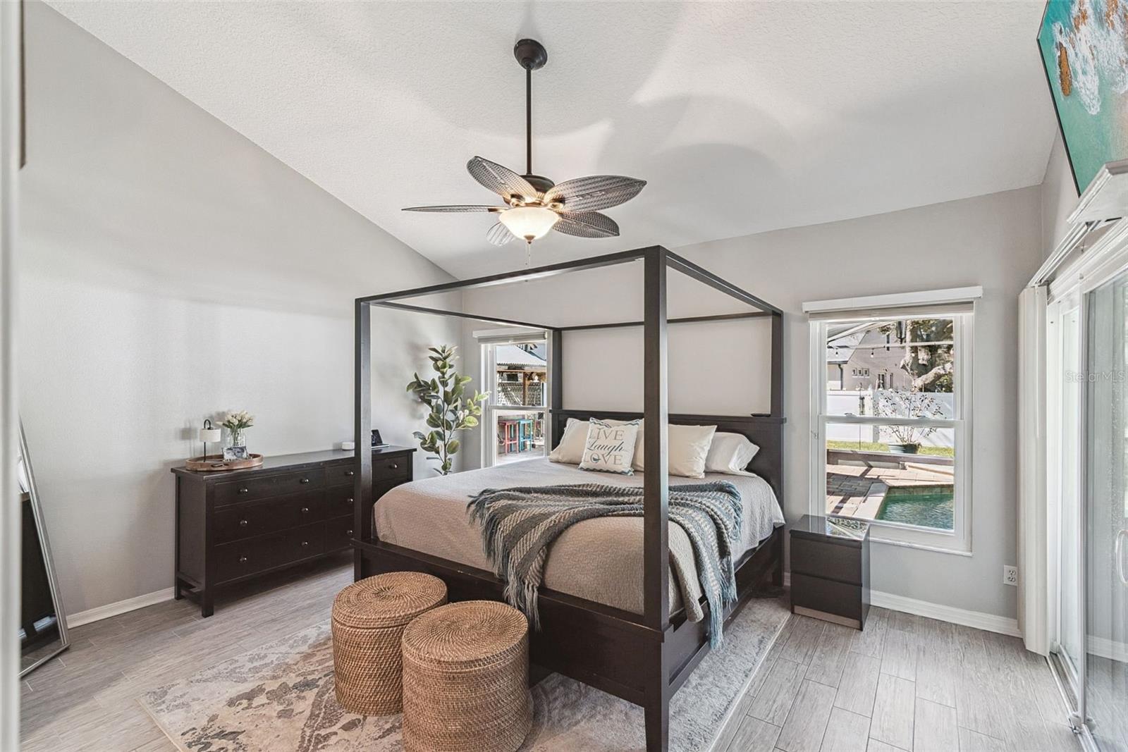 Image 33 of 58 For 726 Lake Claire Circle