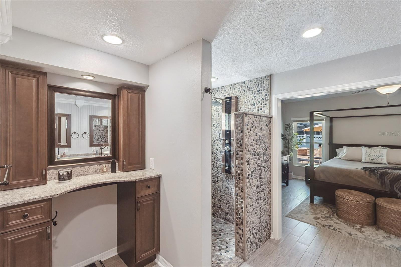 Image 37 of 58 For 726 Lake Claire Circle