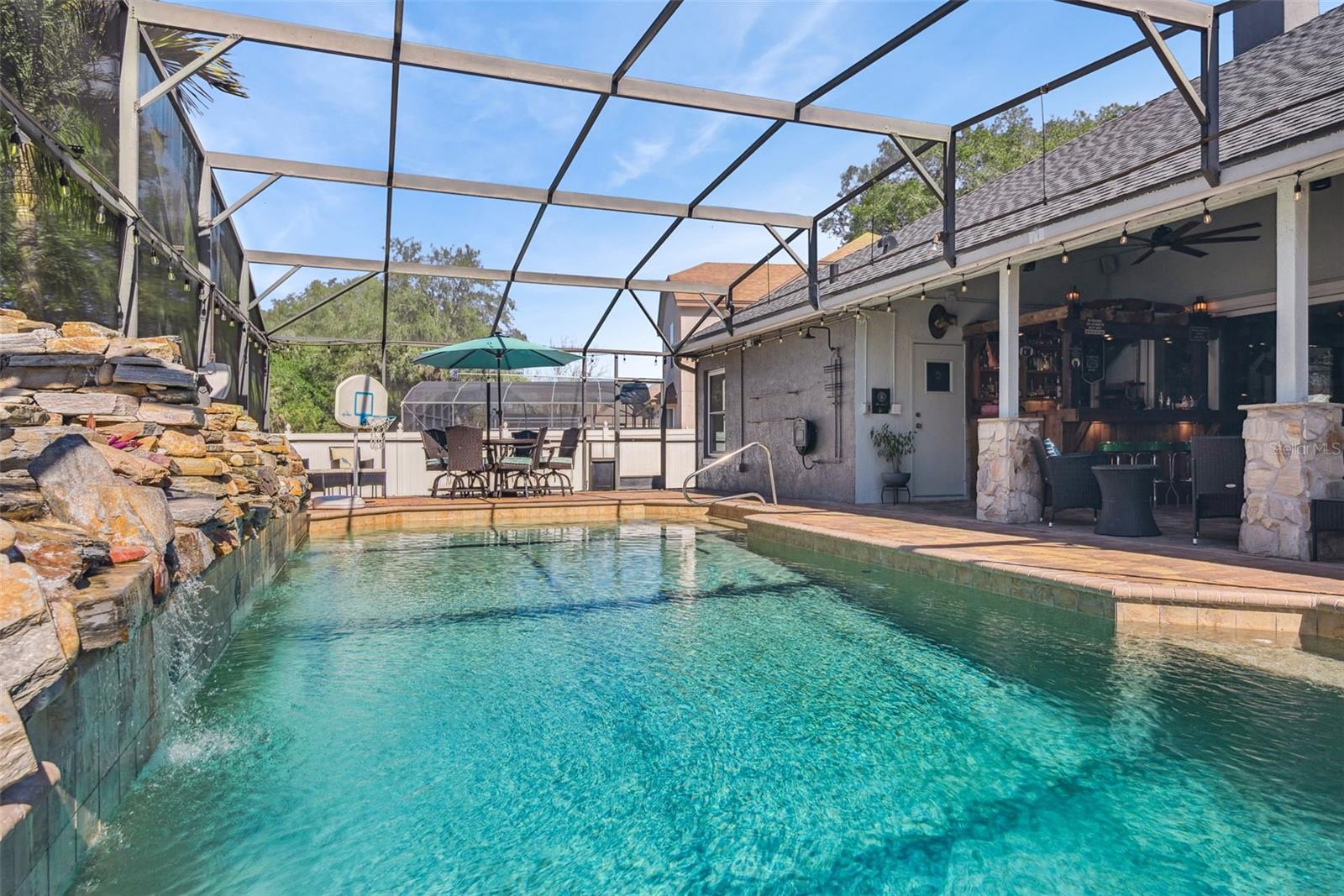 Image 46 of 58 For 726 Lake Claire Circle