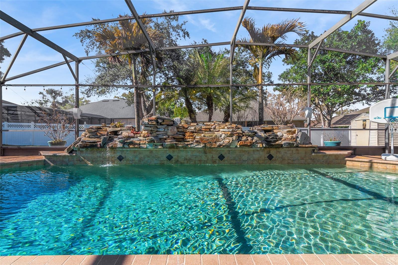 Image 47 of 58 For 726 Lake Claire Circle