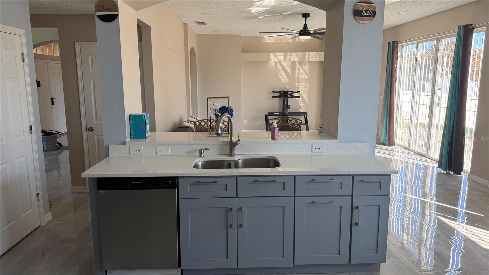 Image 12 of 37 For 2661 Plumberry Avenue