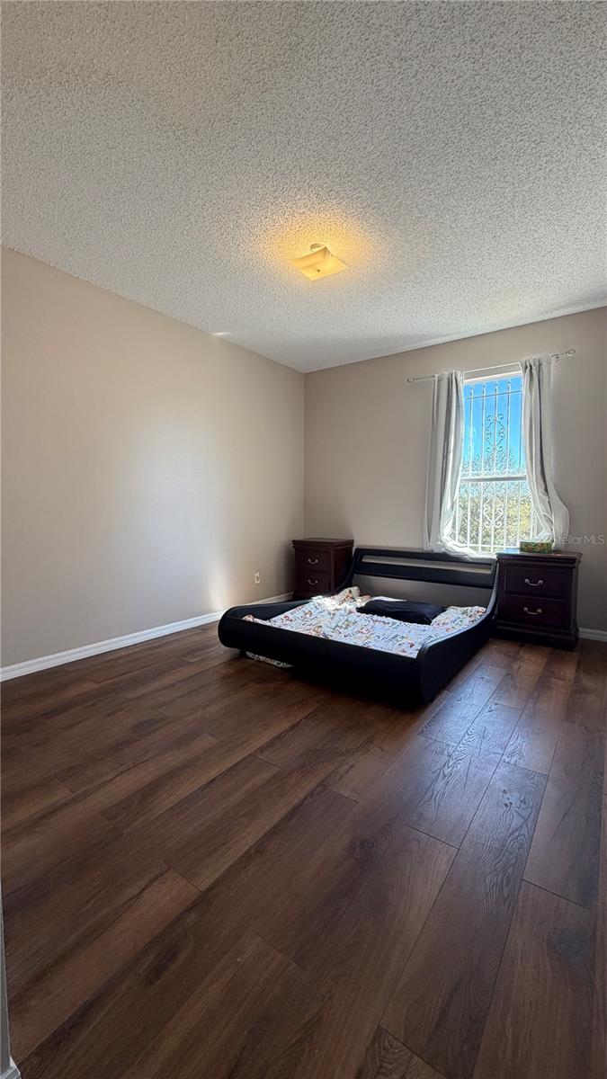 Image 15 of 37 For 2661 Plumberry Avenue