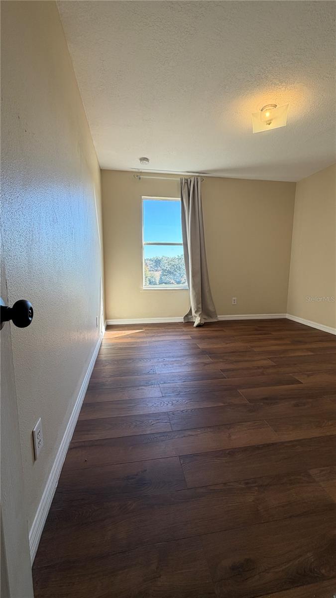 Image 19 of 37 For 2661 Plumberry Avenue