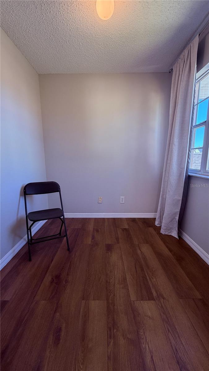 Image 29 of 37 For 2661 Plumberry Avenue