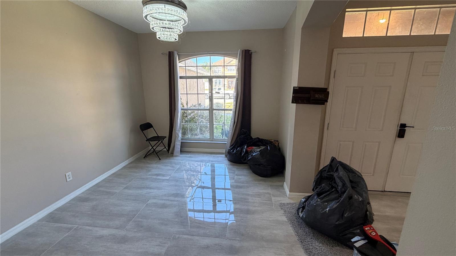 Image 5 of 37 For 2661 Plumberry Avenue