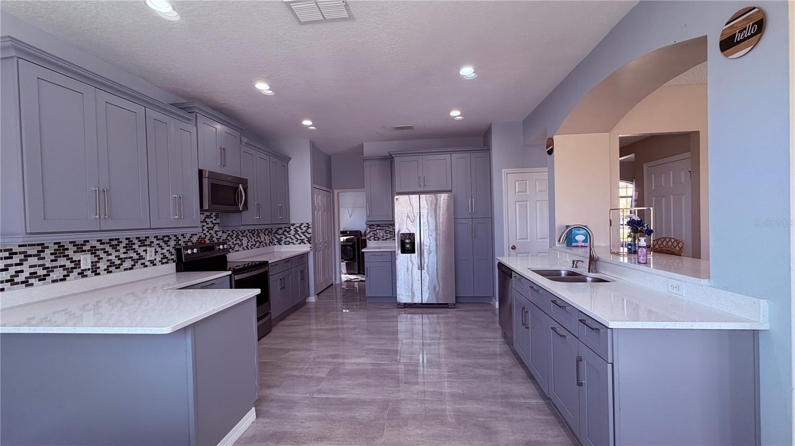 Image 9 of 37 For 2661 Plumberry Avenue