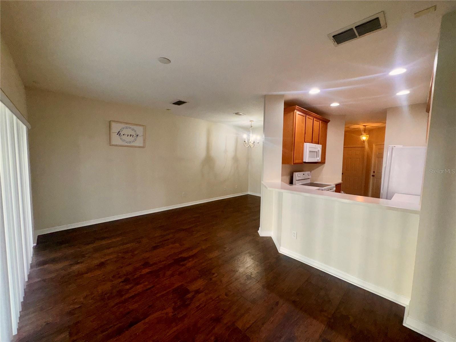 Listing photo id 0 for 3447 Victoria Pines Drive 224