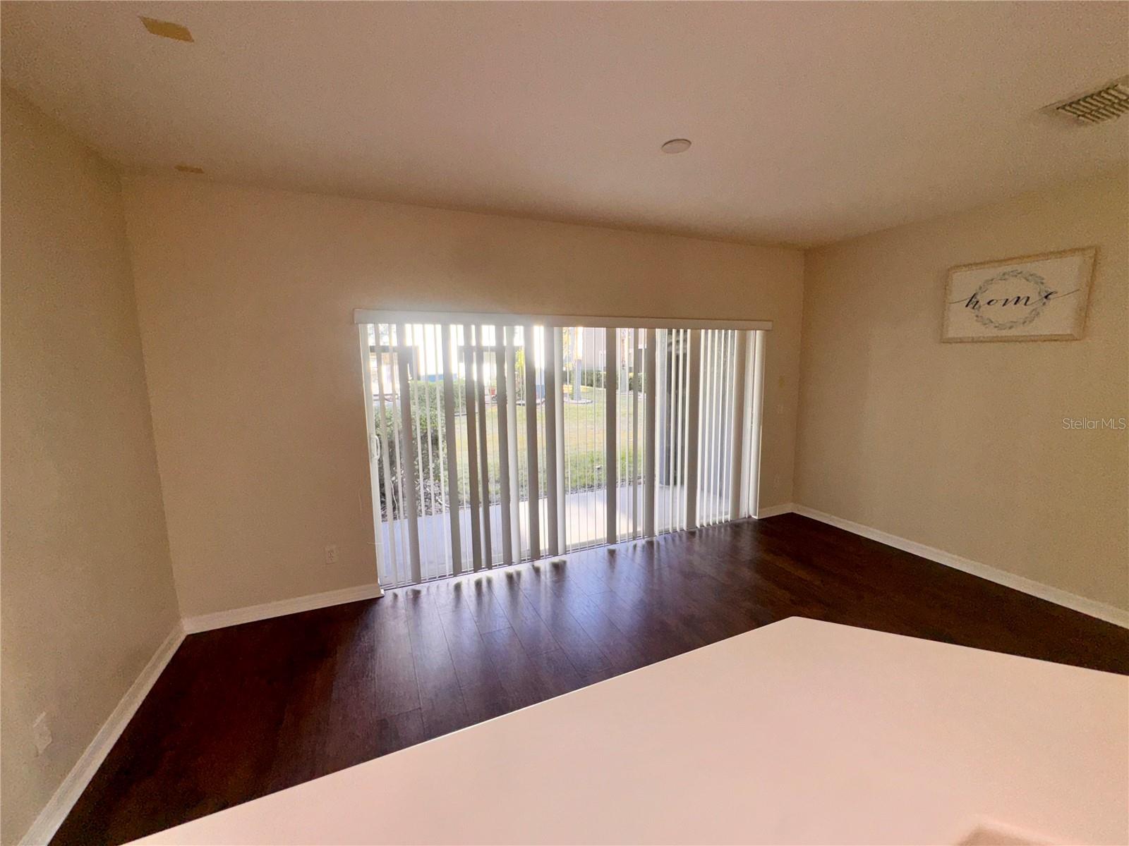 Listing photo id 5 for 3447 Victoria Pines Drive 224