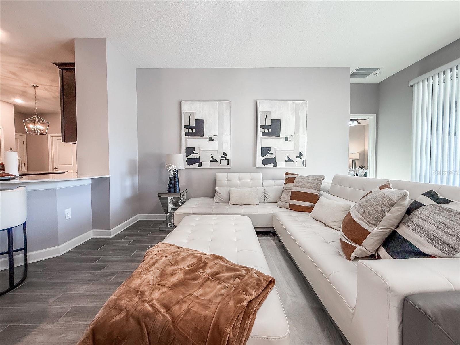 Image 28 of 69 For 2537 Camden Park Circle