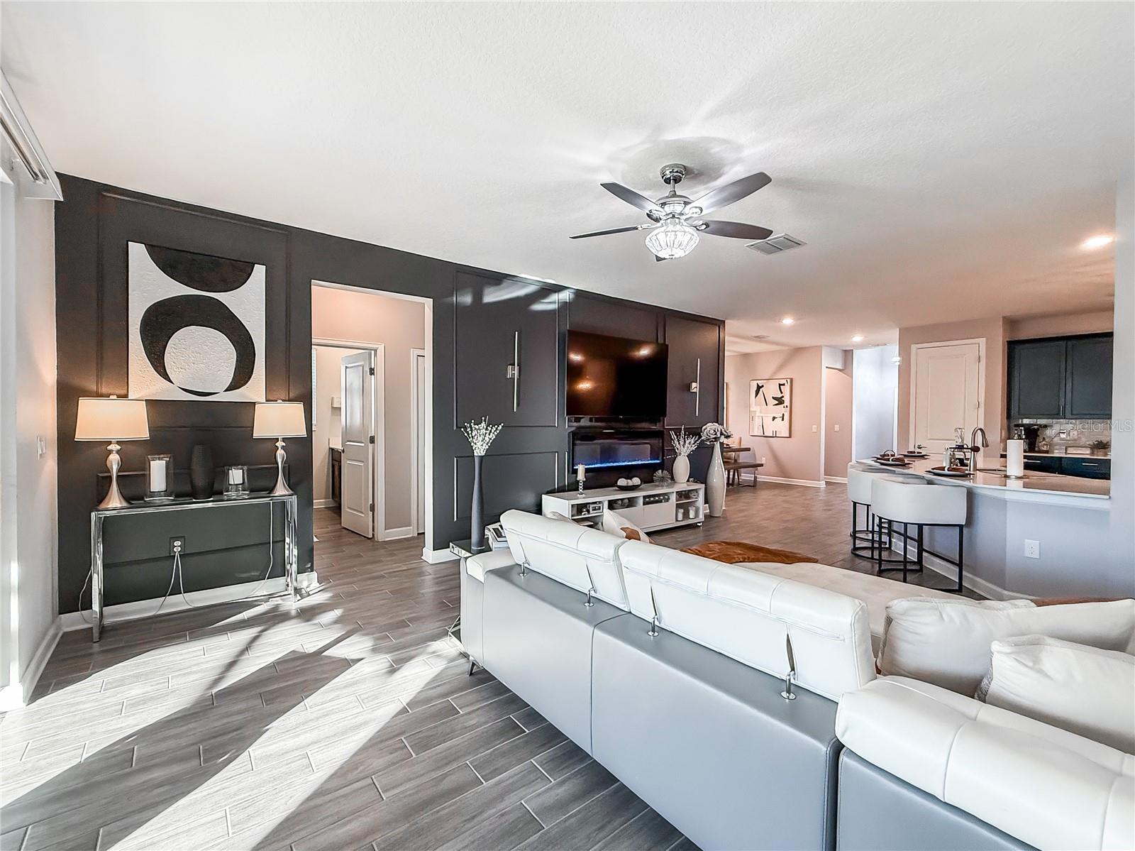 Image 31 of 69 For 2537 Camden Park Circle