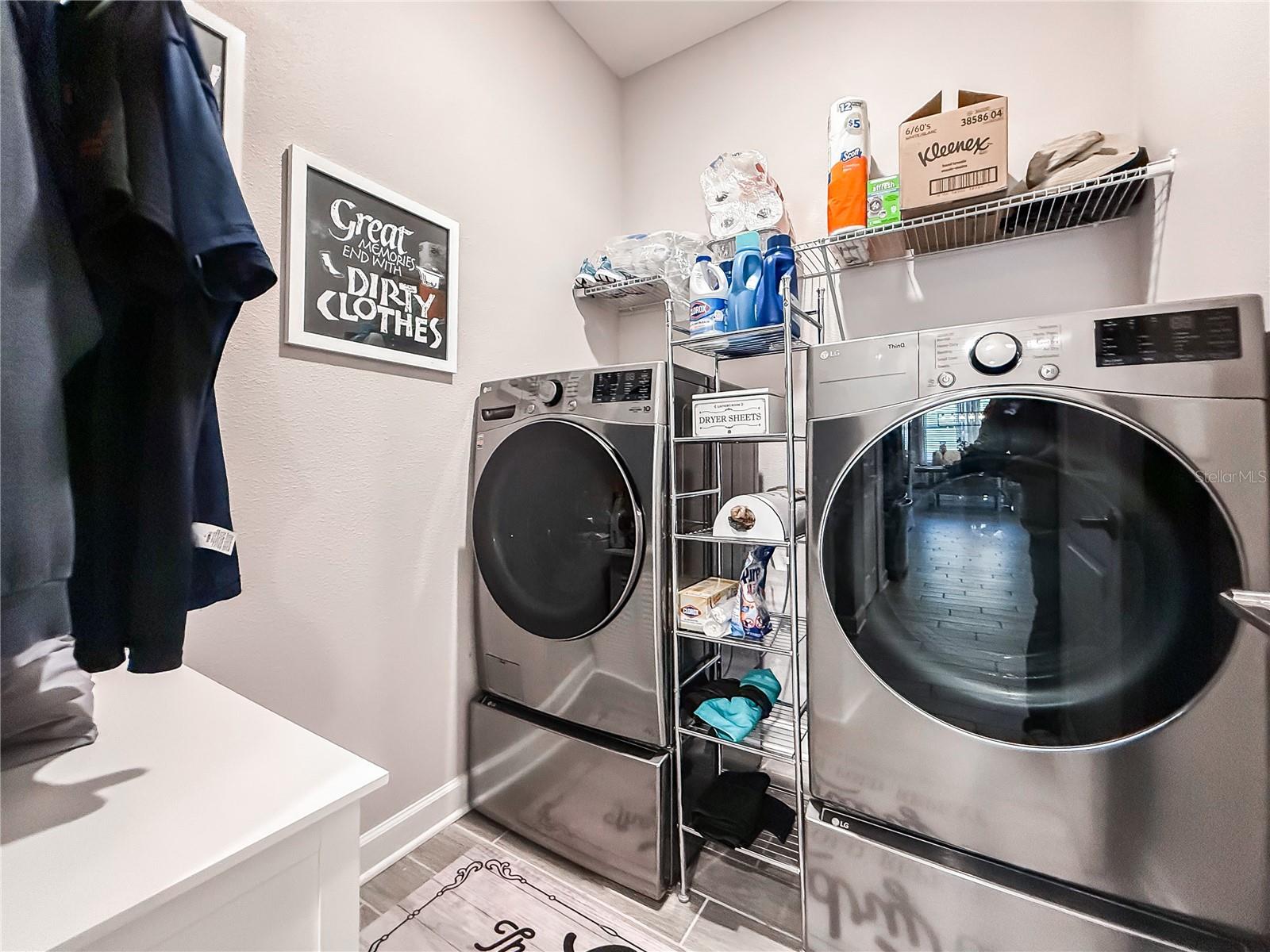 Image 43 of 69 For 2537 Camden Park Circle