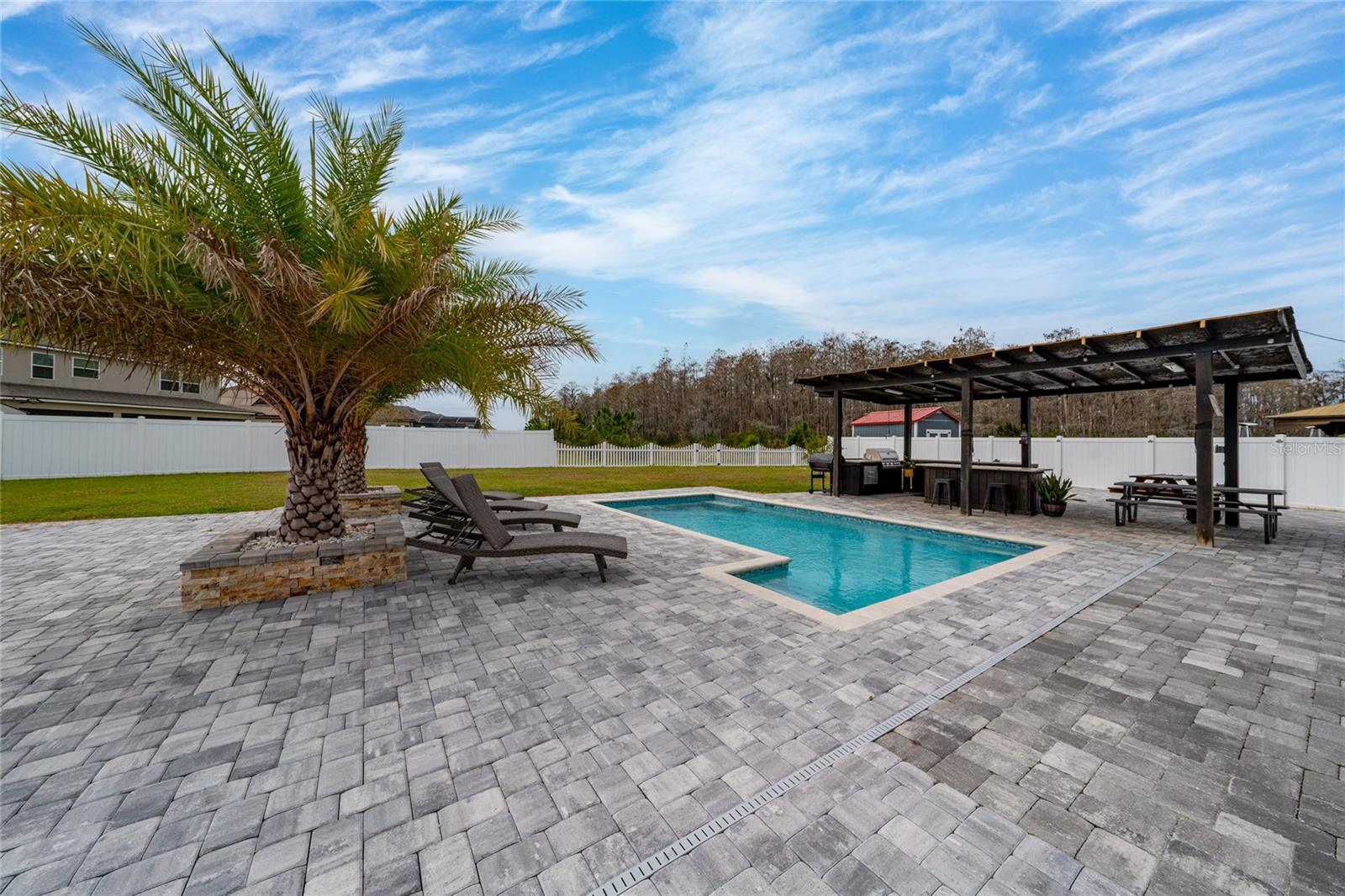 Image 25 of 42 For 2424 Varenna Loop