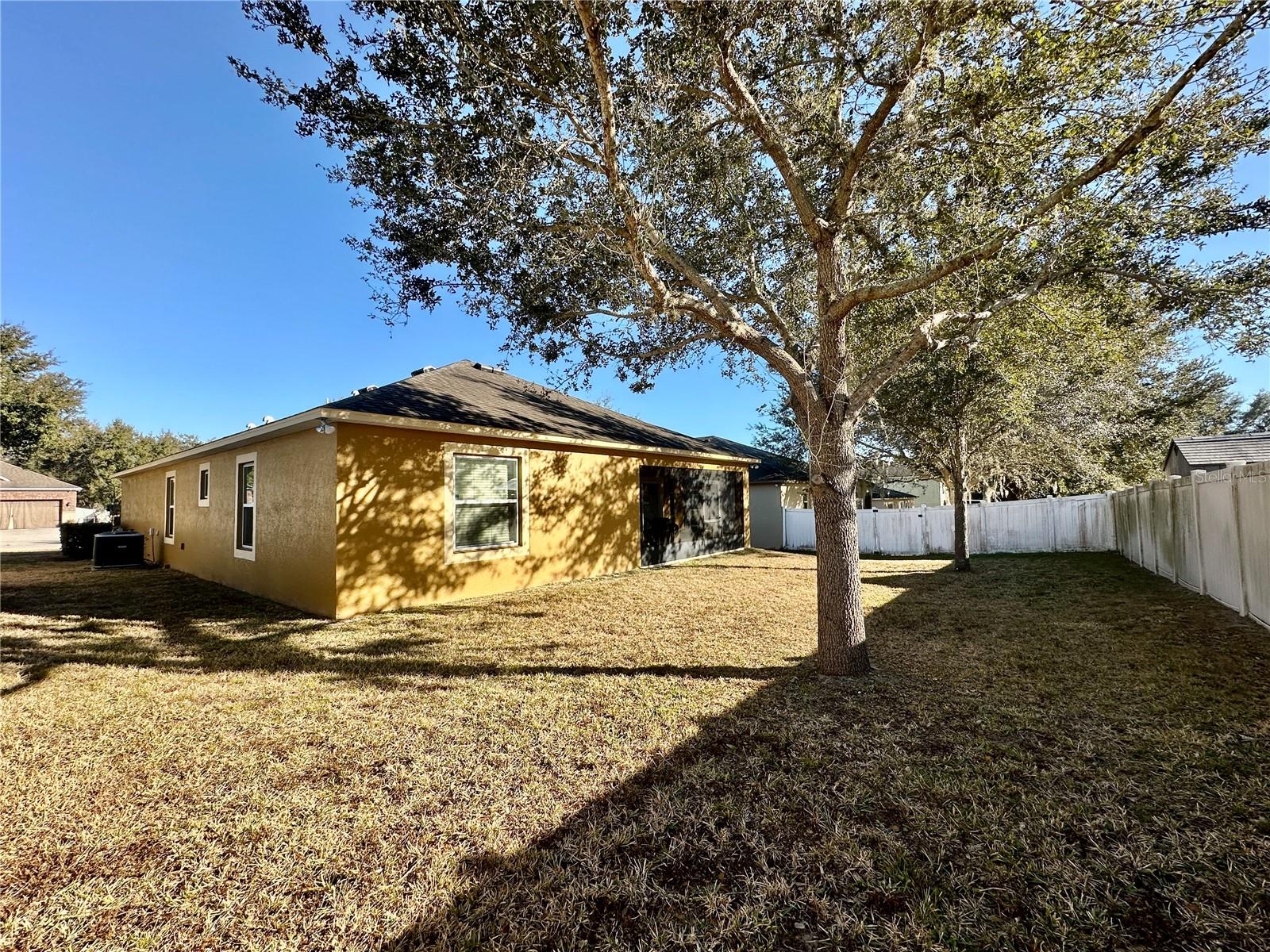 Image 27 of 33 For 2115 Waseca Lane