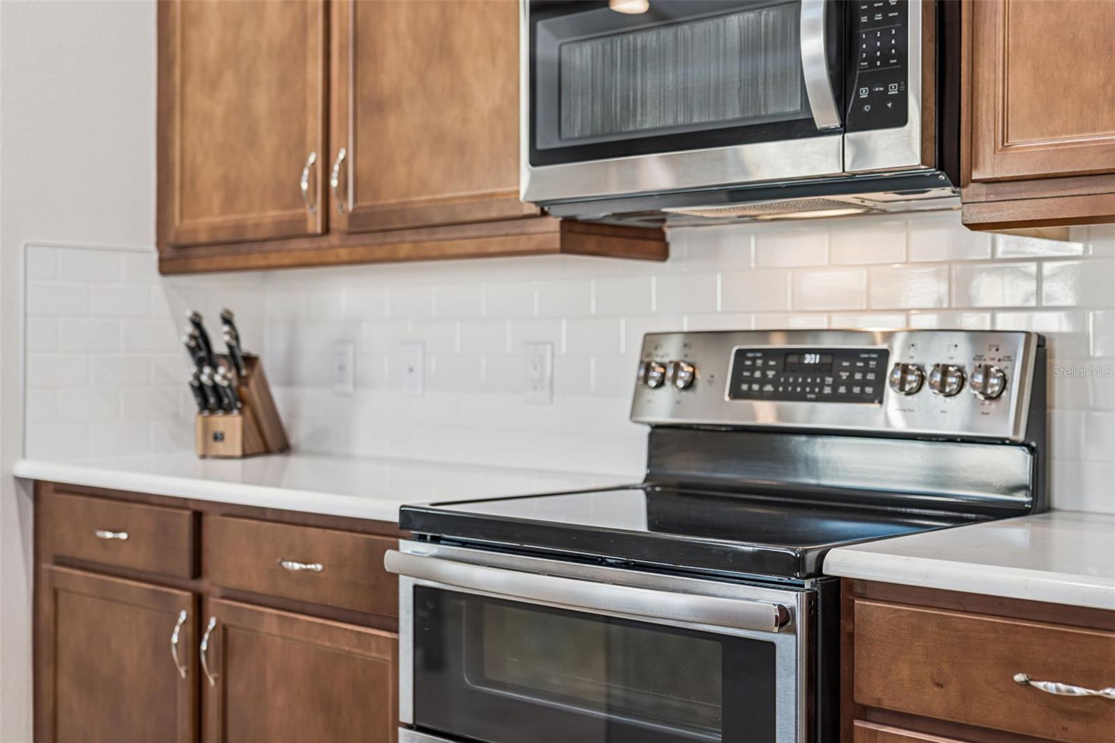 Image 17 of 62 For 189 Hang Loose Way