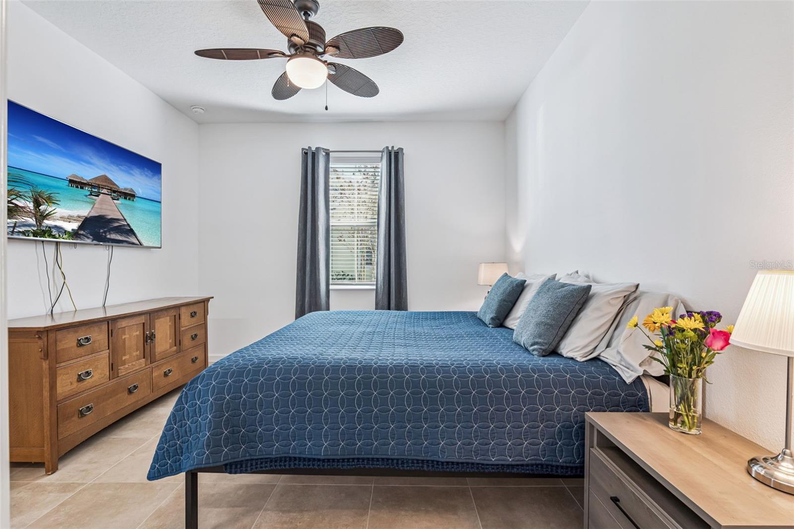 Image 19 of 62 For 189 Hang Loose Way