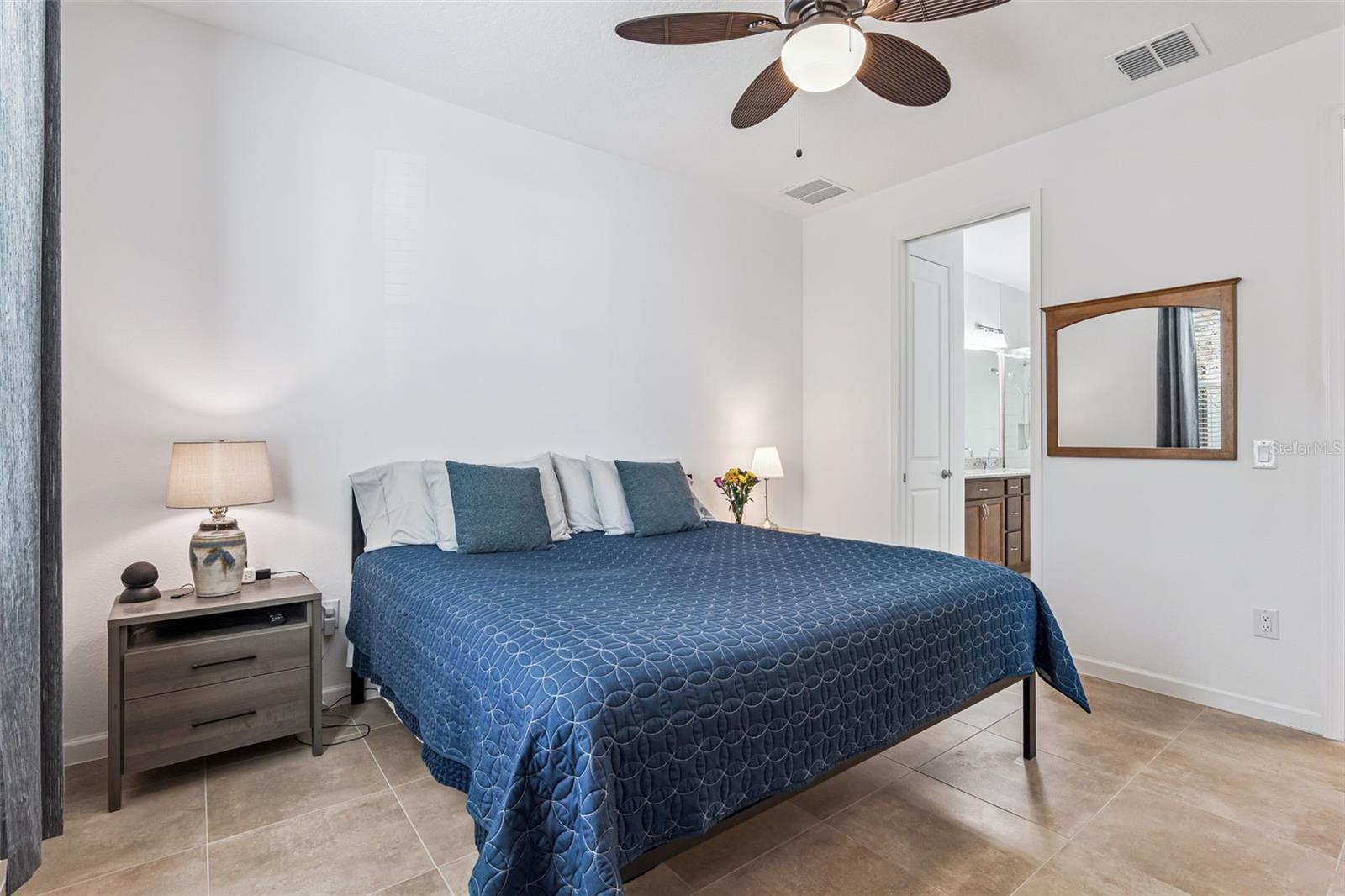 Image 20 of 62 For 189 Hang Loose Way