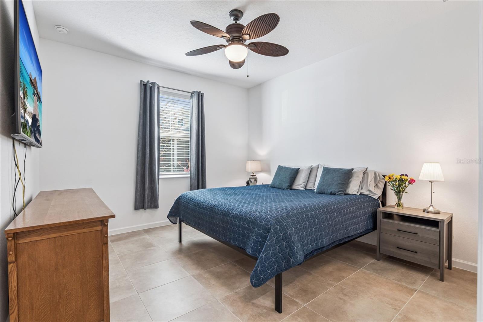 Image 21 of 62 For 189 Hang Loose Way