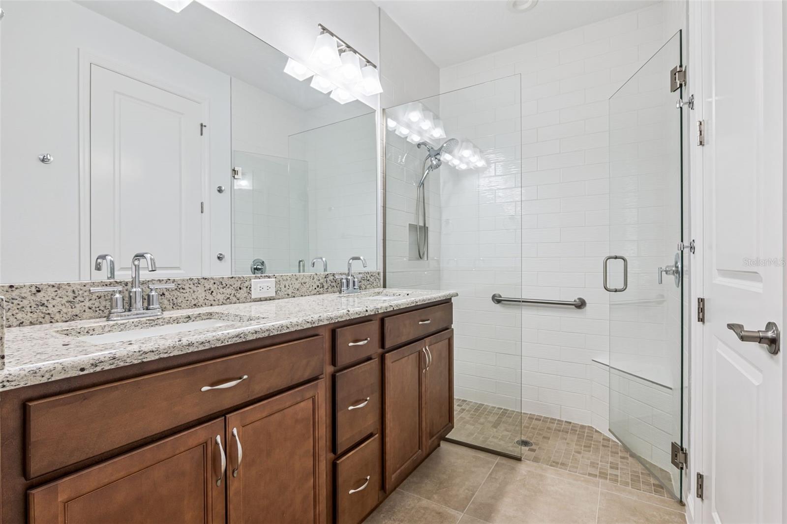 Image 23 of 62 For 189 Hang Loose Way