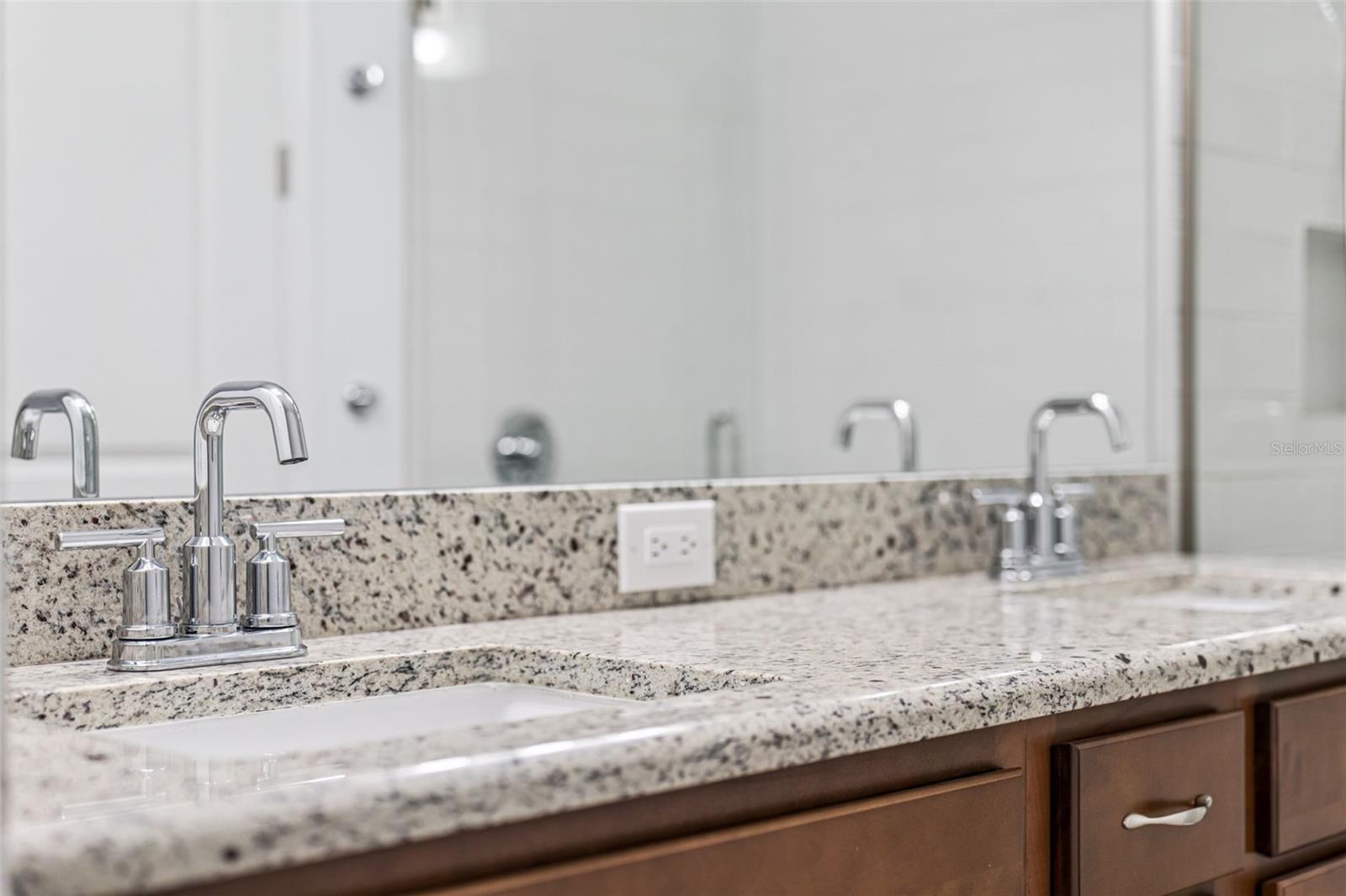 Image 24 of 62 For 189 Hang Loose Way