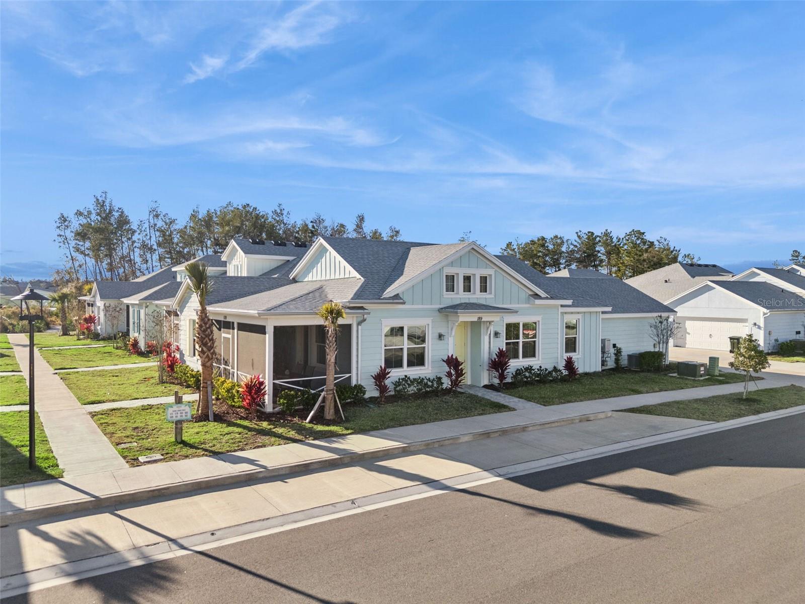 Image 3 of 62 For 189 Hang Loose Way