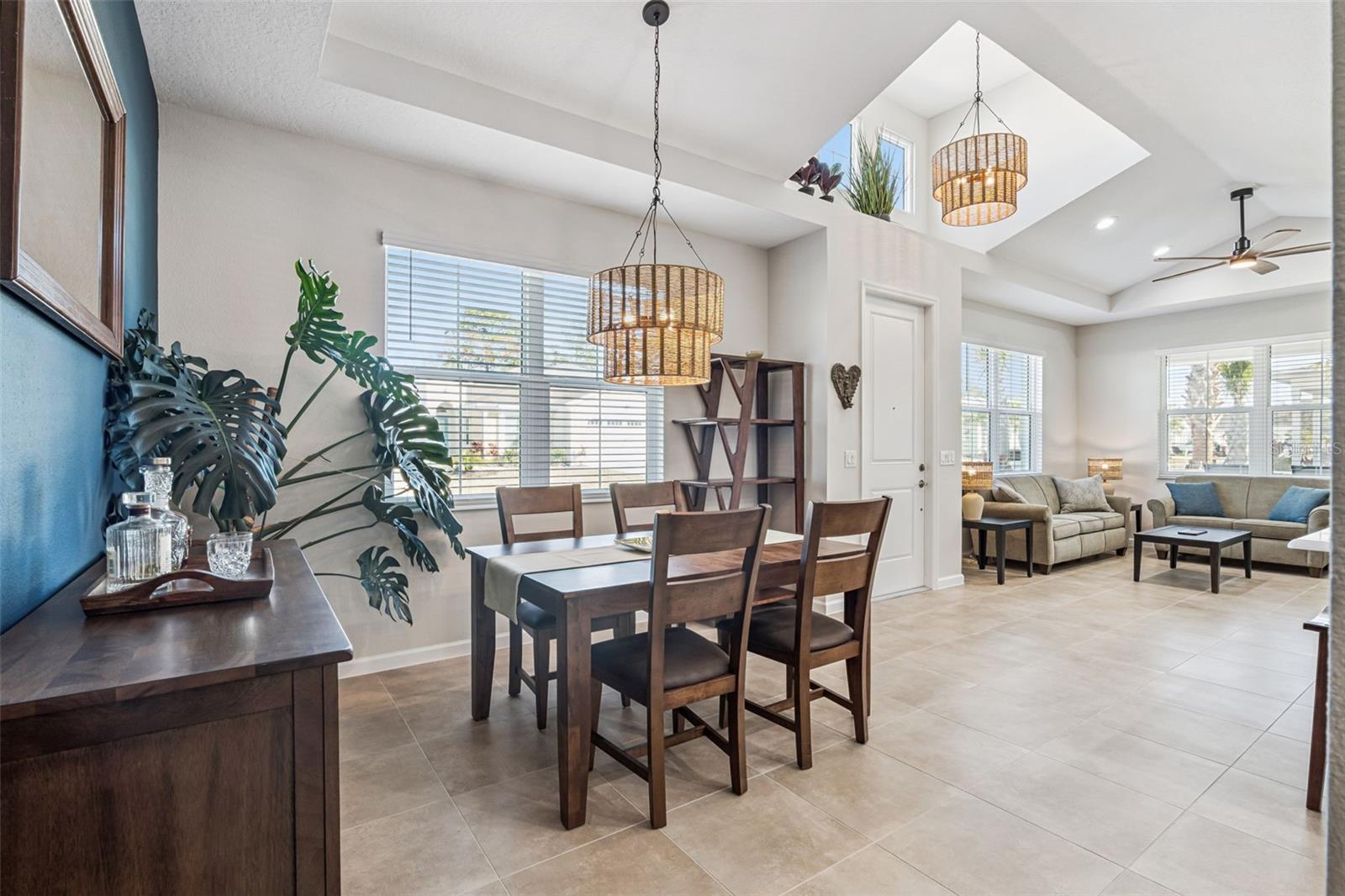 Image 9 of 62 For 189 Hang Loose Way