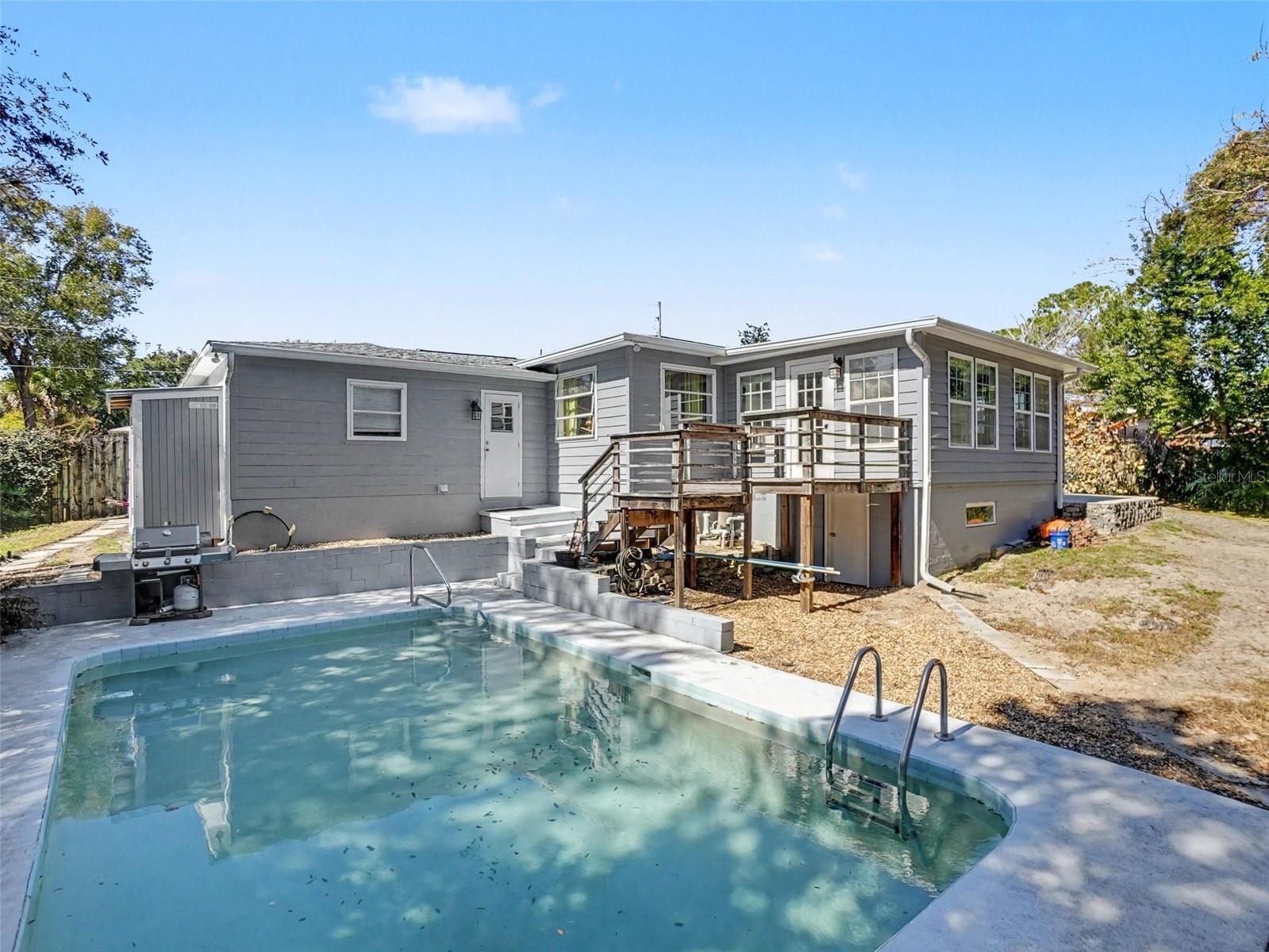 Image 23 of 25 For 1630 Crestview Drive