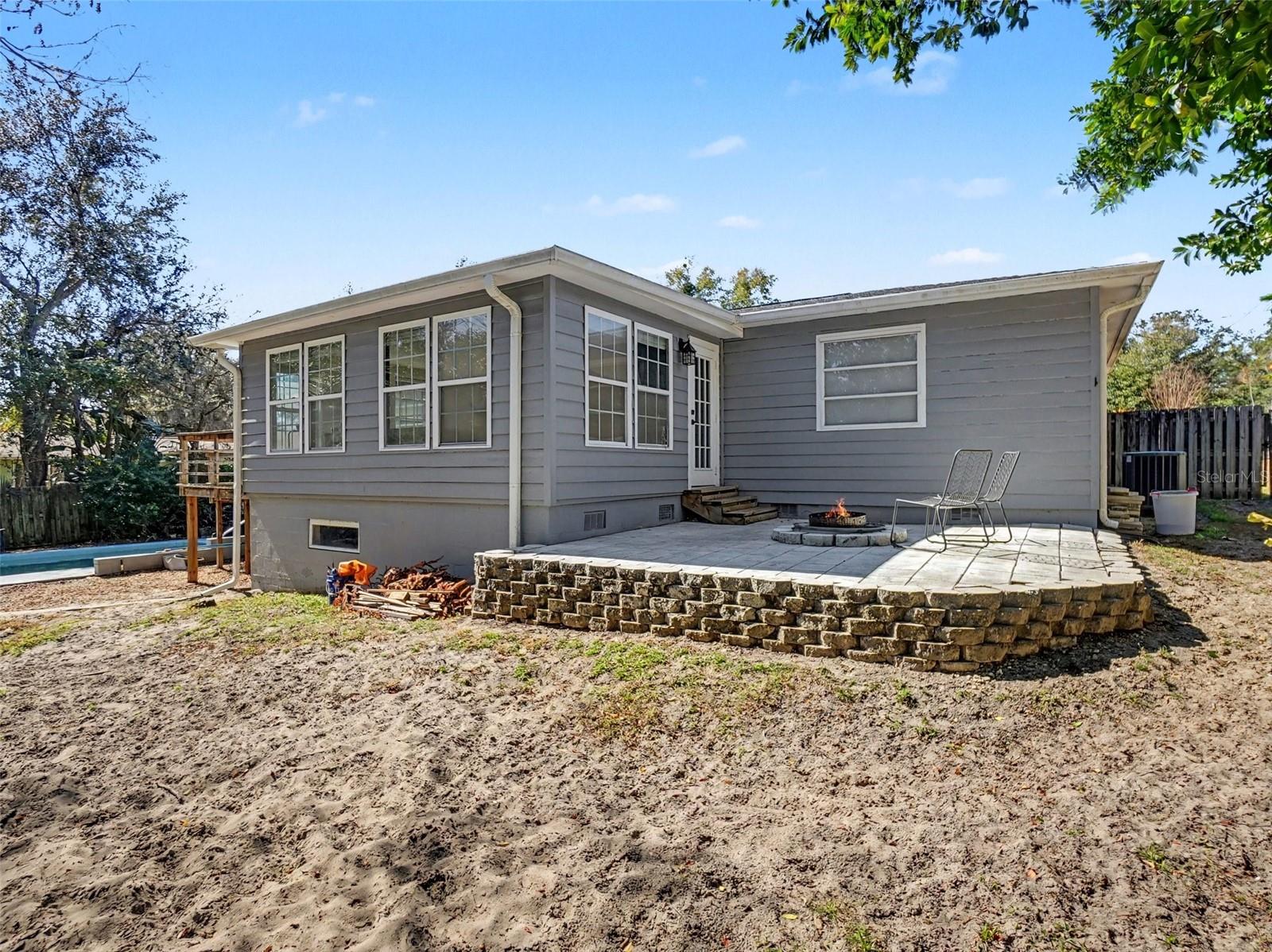 Image 25 of 25 For 1630 Crestview Drive