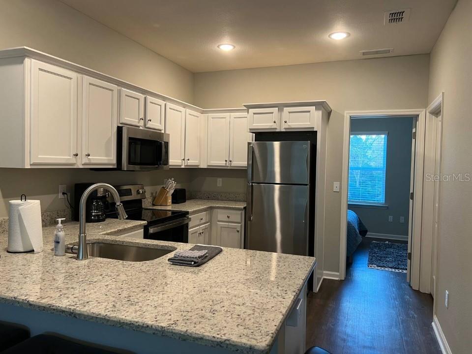 Image 4 of 21 For 2288 Del Carmel Way 14