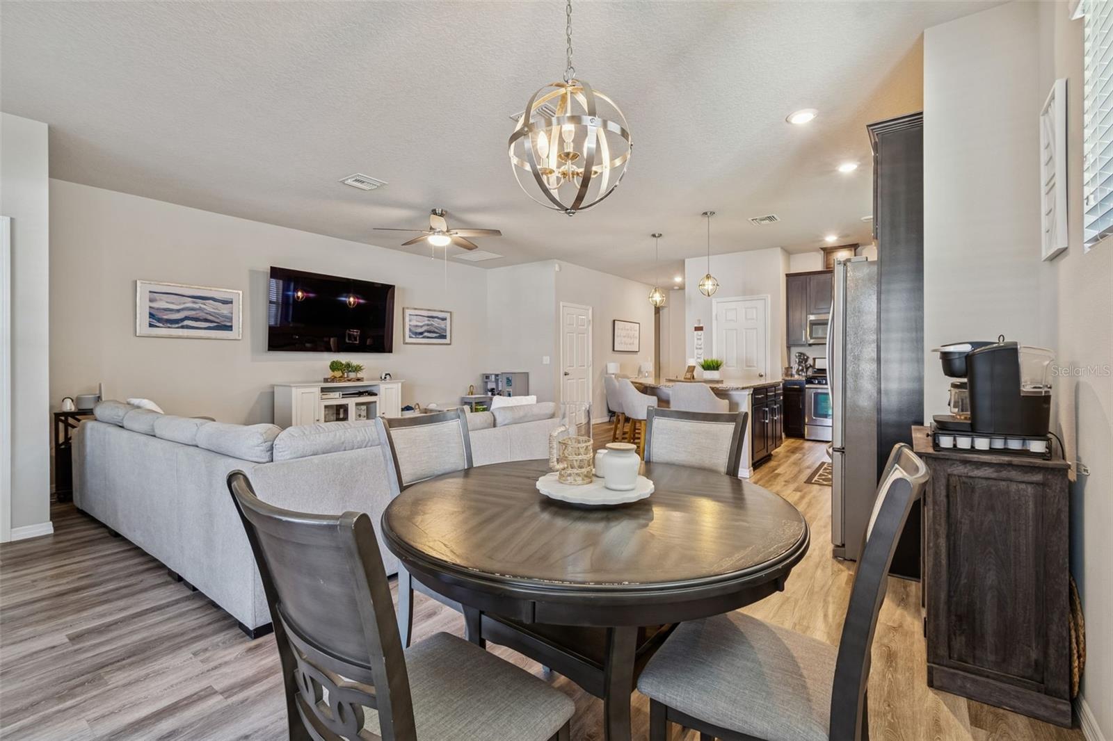 Image 20 of 82 For 14663 Promenade Parkway