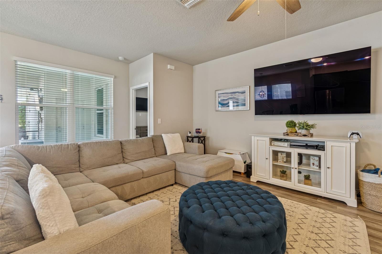 Image 24 of 82 For 14663 Promenade Parkway