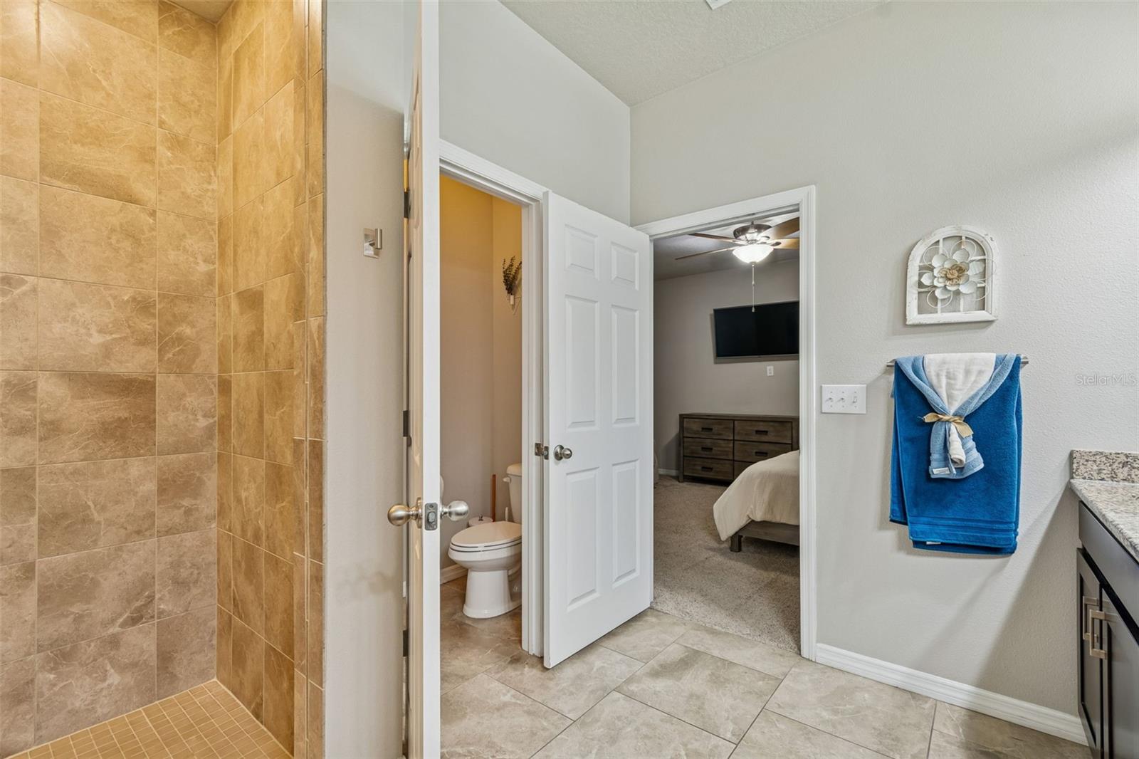 Image 32 of 82 For 14663 Promenade Parkway