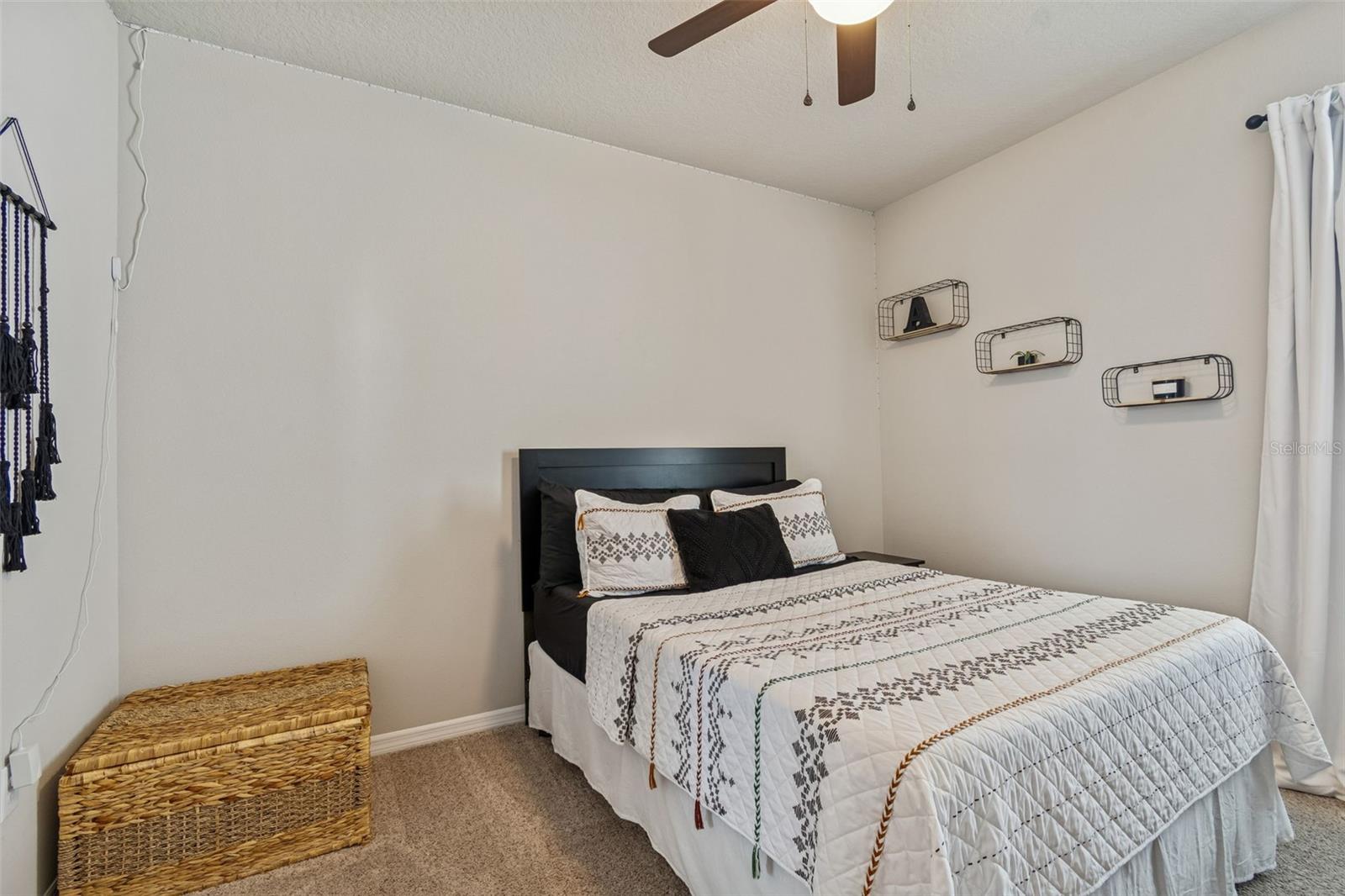 Image 33 of 82 For 14663 Promenade Parkway