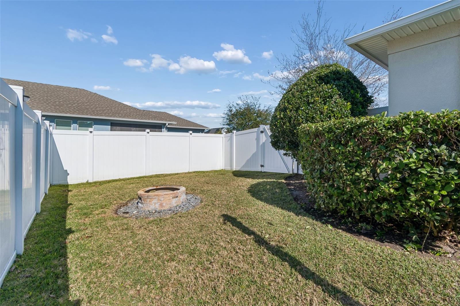 Image 43 of 82 For 14663 Promenade Parkway