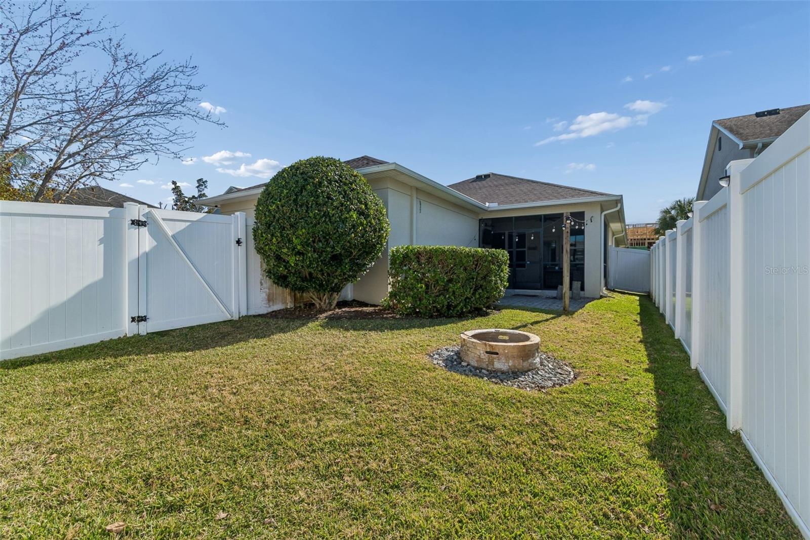 Image 44 of 82 For 14663 Promenade Parkway