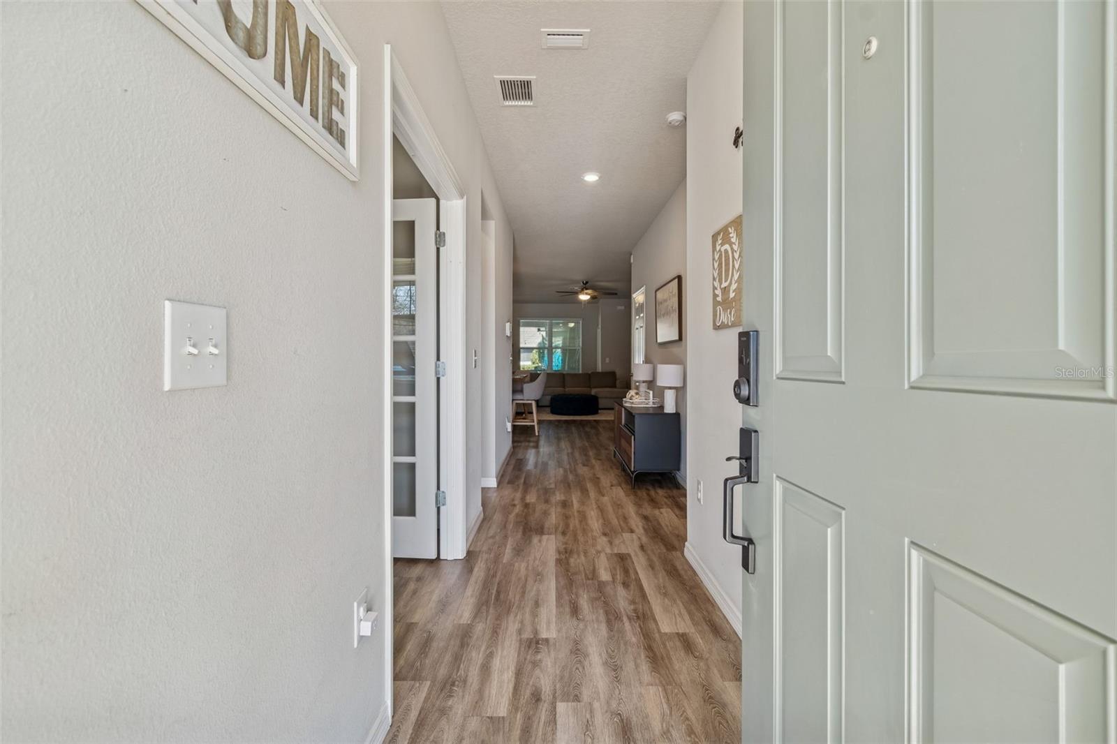 Image 7 of 82 For 14663 Promenade Parkway