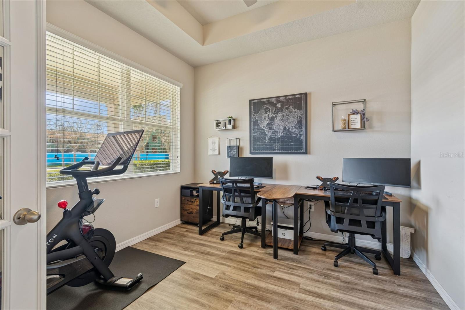 Image 9 of 82 For 14663 Promenade Parkway