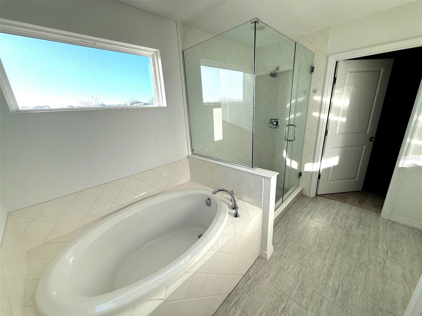 Image 9 of 16 For 2066 Derwent Drive