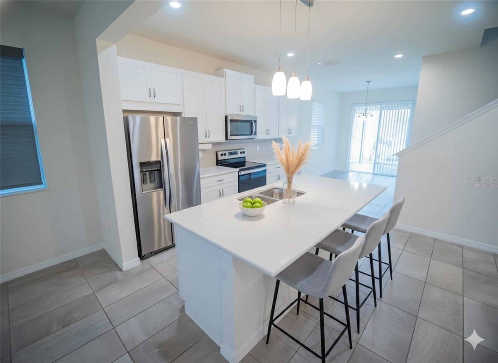 Image 10 of 32 For 9175 Longship Alley